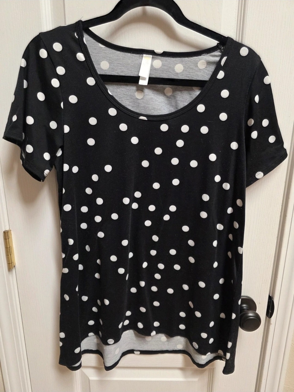 LuLaRoe Black Short Sleeve Scoop Neck Top with White Polka Dots